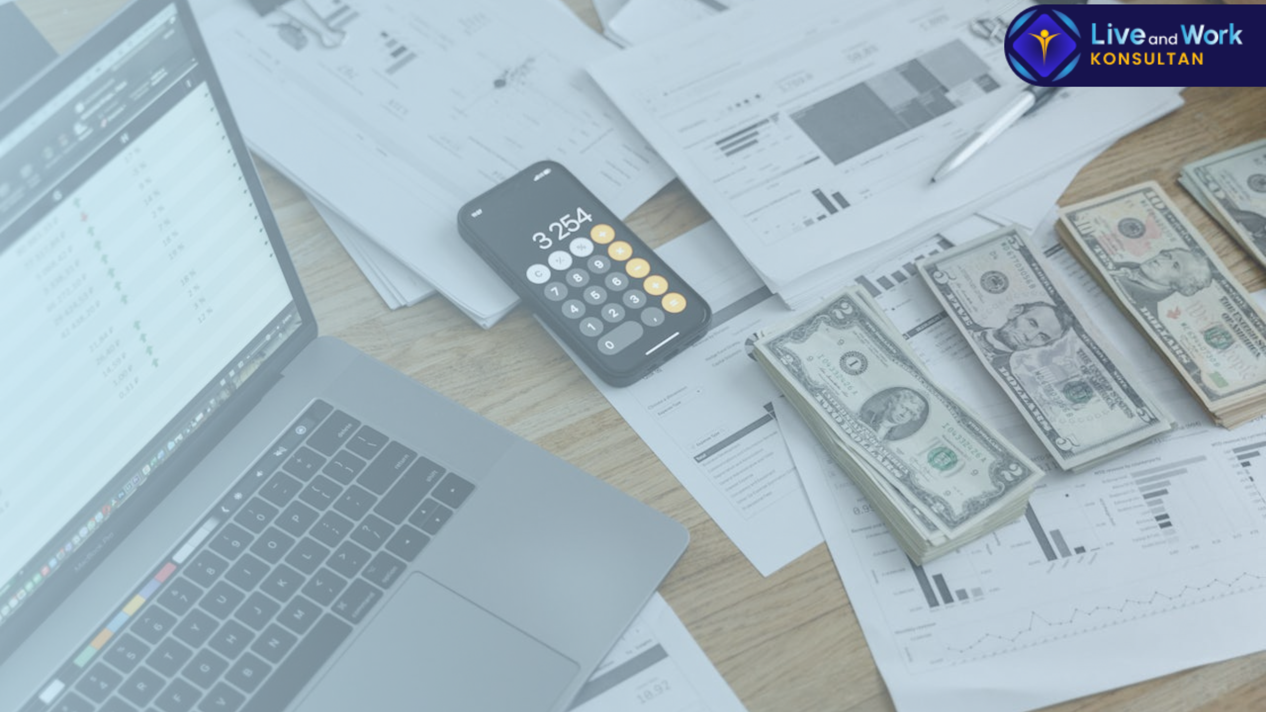 Halaman layanan konsultan live and work yang menyediakan implementasi Jasa Akuntansi Digital dan pendampingan laporan pajak otomatis untuk perusahaan di Indonesia tahun 2026.