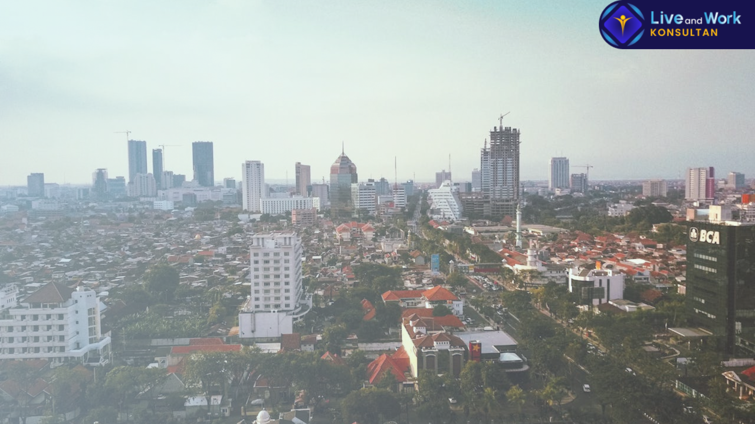 Pilihan lokasi strategis Virtual Office Surabaya untuk kebutuhan ekspansi bisnis dan domisili PKP tahun 2026 yang dikelola oleh konsultan live and work.