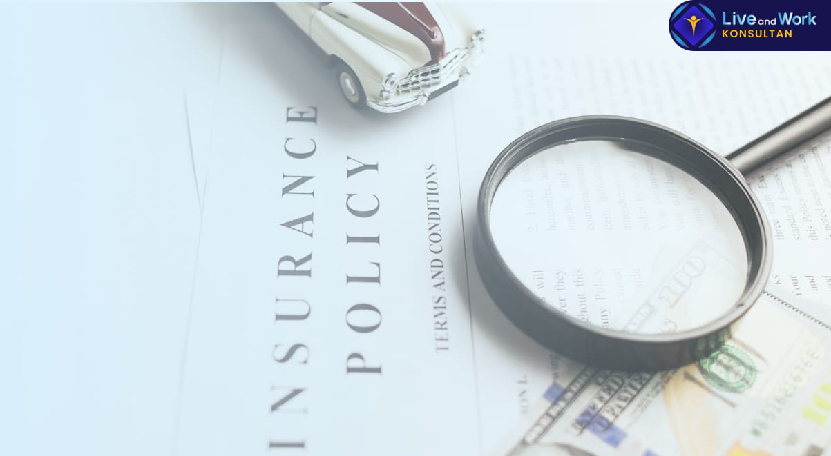 Infografis alasan utama memilih Asuransi Perjalanan Terbaik untuk liburan luar negeri tahun 2026 yang dipandu oleh konsultan live and work.