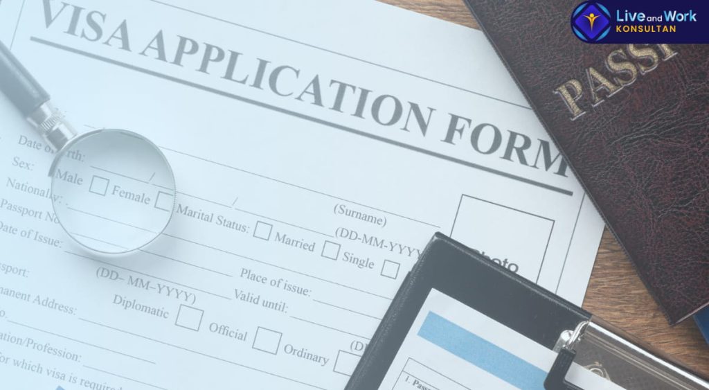 Infografis alur kerja sistematis Perpanjangan Visa dan daftar periksa kepatuhan imigrasi Indonesia tahun 2026 oleh konsultan live and work.