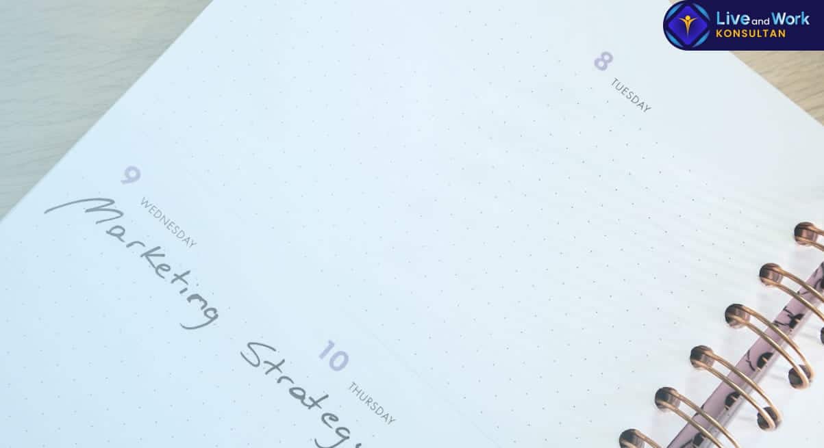 Konsultan Live and Work membantu penyusunan rencana bisnis profesional.