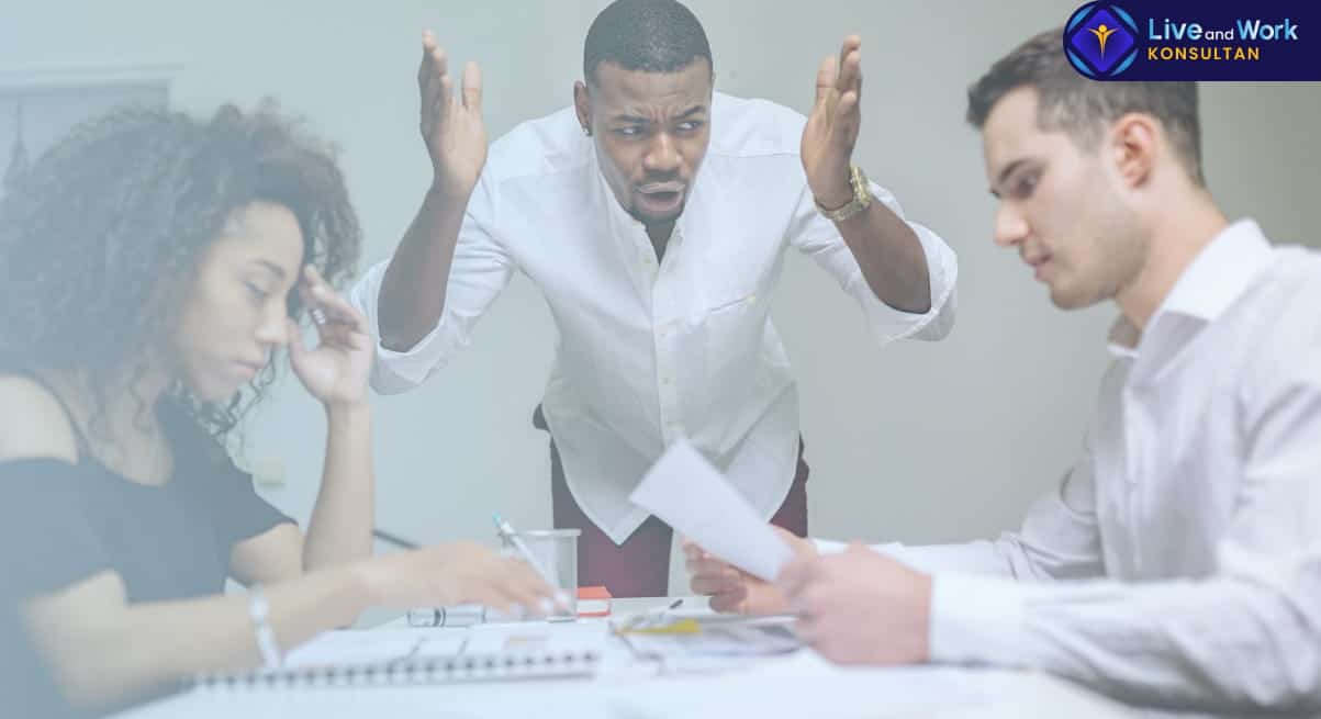 Konsultan Live and Work membantu penyelesaian sengketa bisnis.