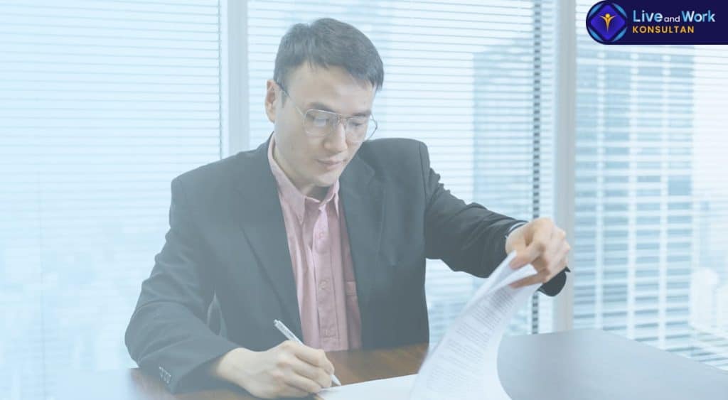 Infografis cara teliti memahami isi akta perusahaan oleh konsultan live and work.