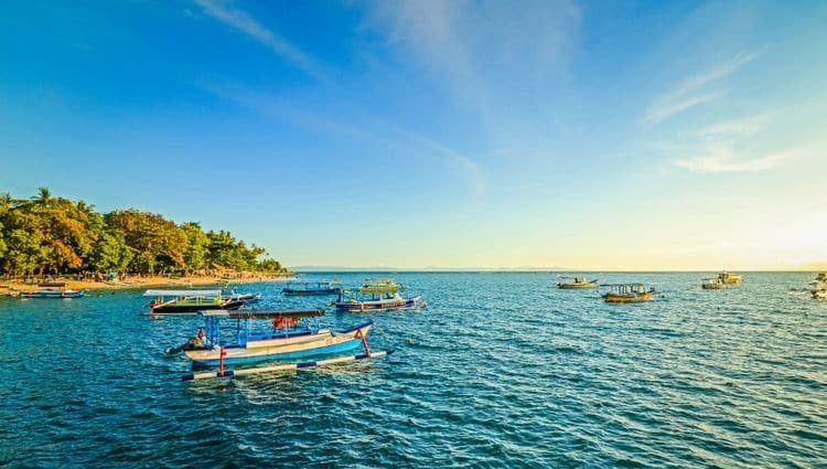 pantai senggigi lombok