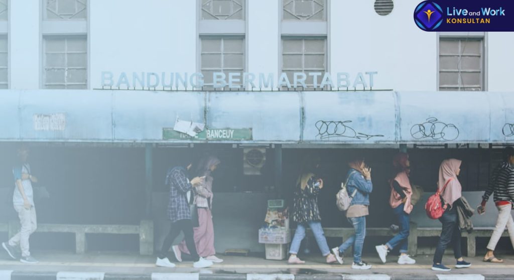 Keuntungan penggunaan layanan virtual office Bandung oleh konsultan live and work.
